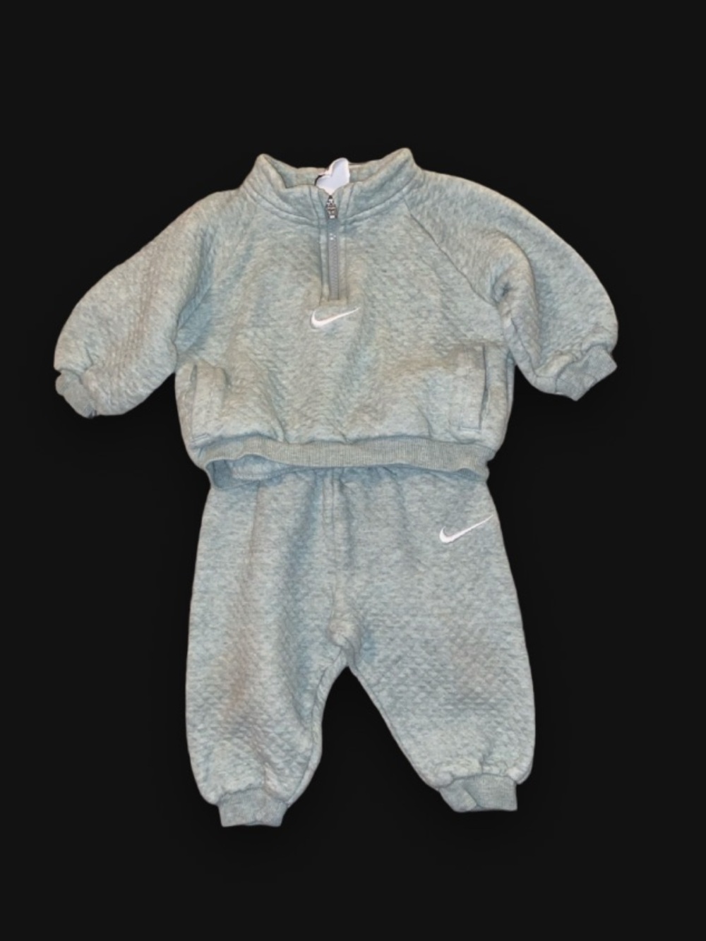 Nike 2 Pc Outfit - Picture 4 of 9